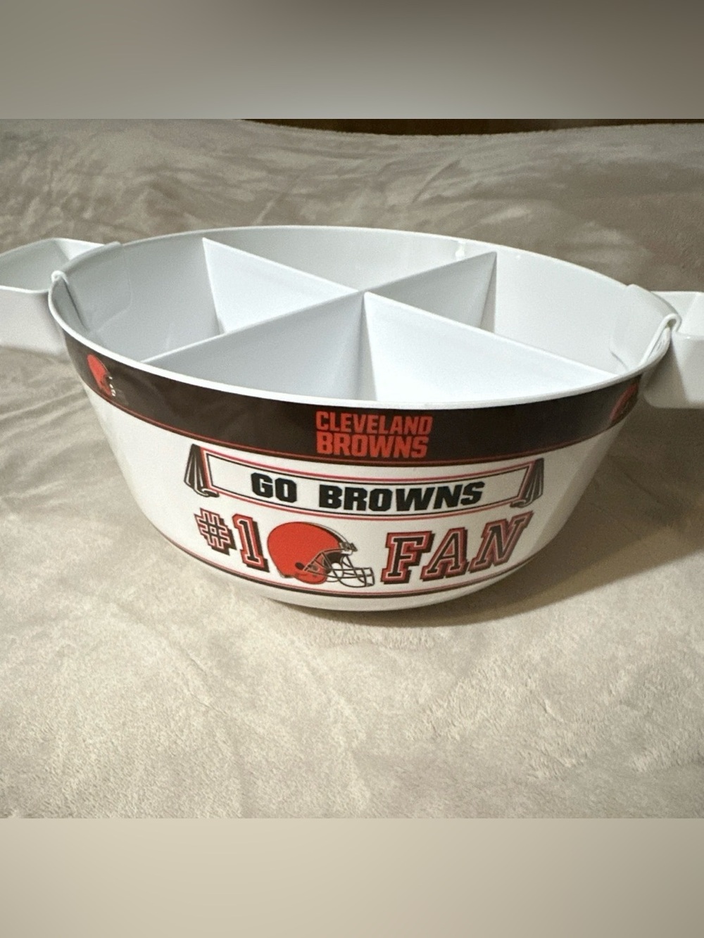 NFL Cleveland Browns Party Large with divider and 2 dip containers